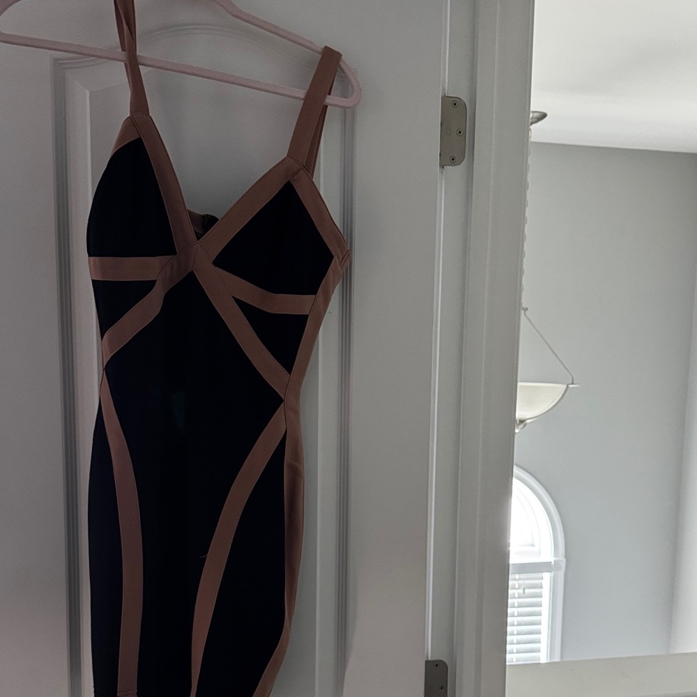 Windsor Black and Tan Maxi Dress